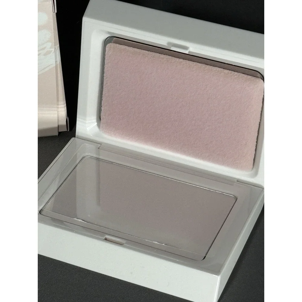 Fenty Beauty By Rihanna Invisimatte Instant Powder In Universal 8.5g New